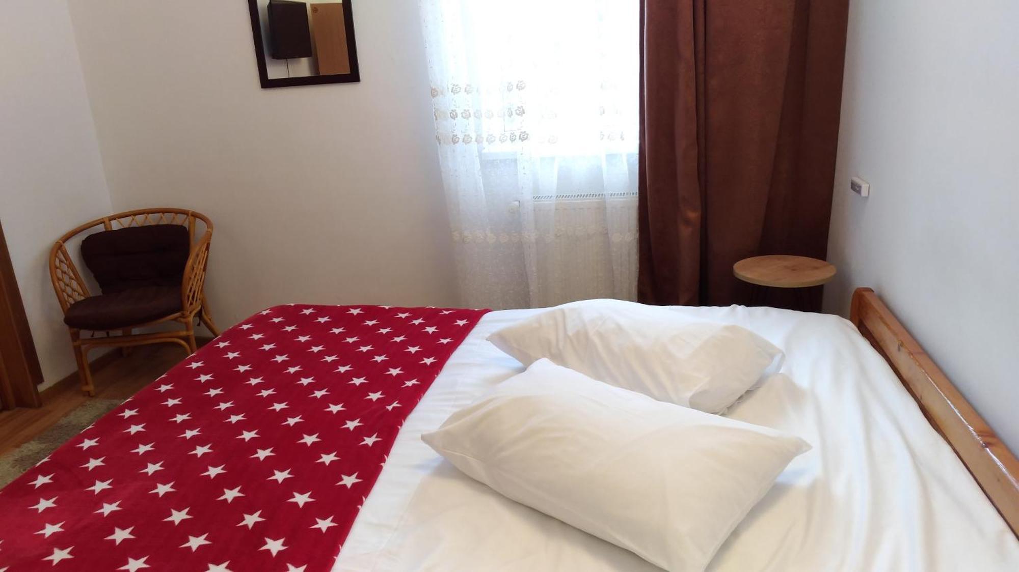 Casa Zura Hotel Buşteni Cameră foto